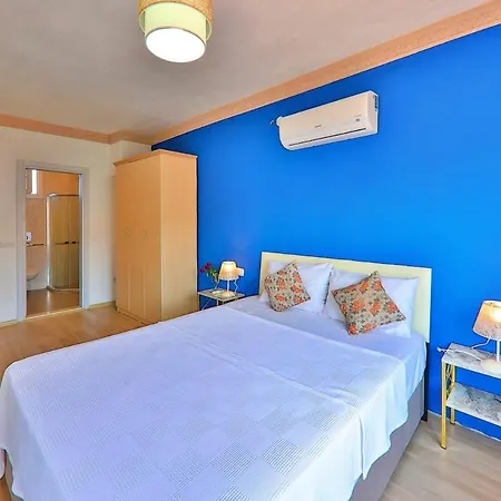 Comfortable With Pool *