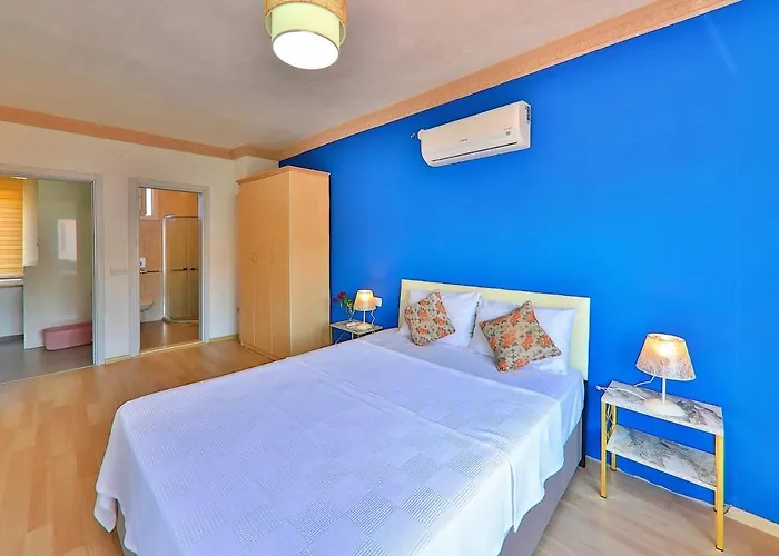 Comfortable With Pool *